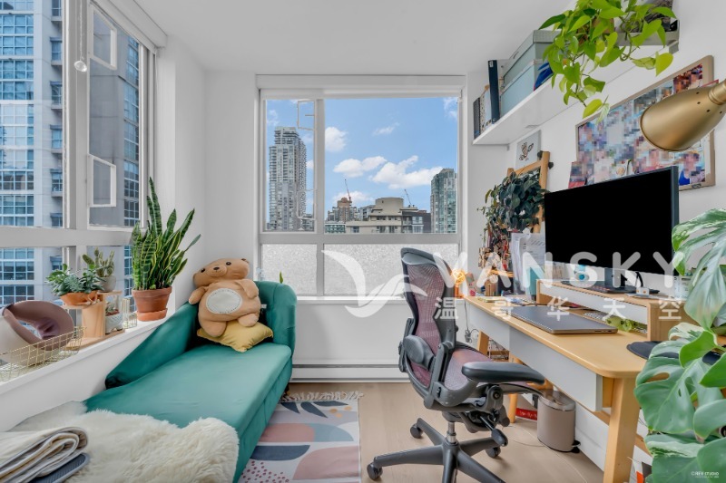 260114160845_Den office.jpg